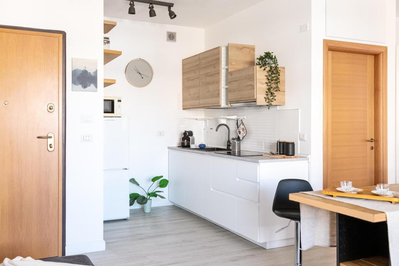Loft Con Terrazzo - 3 Min Dalle Autostrade By FollowgreenhouseRoma Exterior foto