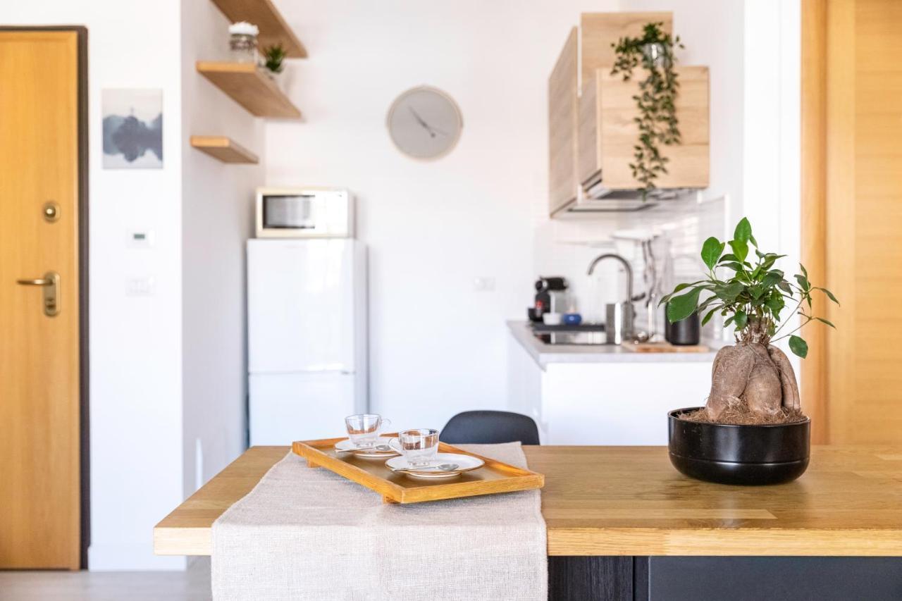 Loft Con Terrazzo - 3 Min Dalle Autostrade By FollowgreenhouseRoma Exterior foto